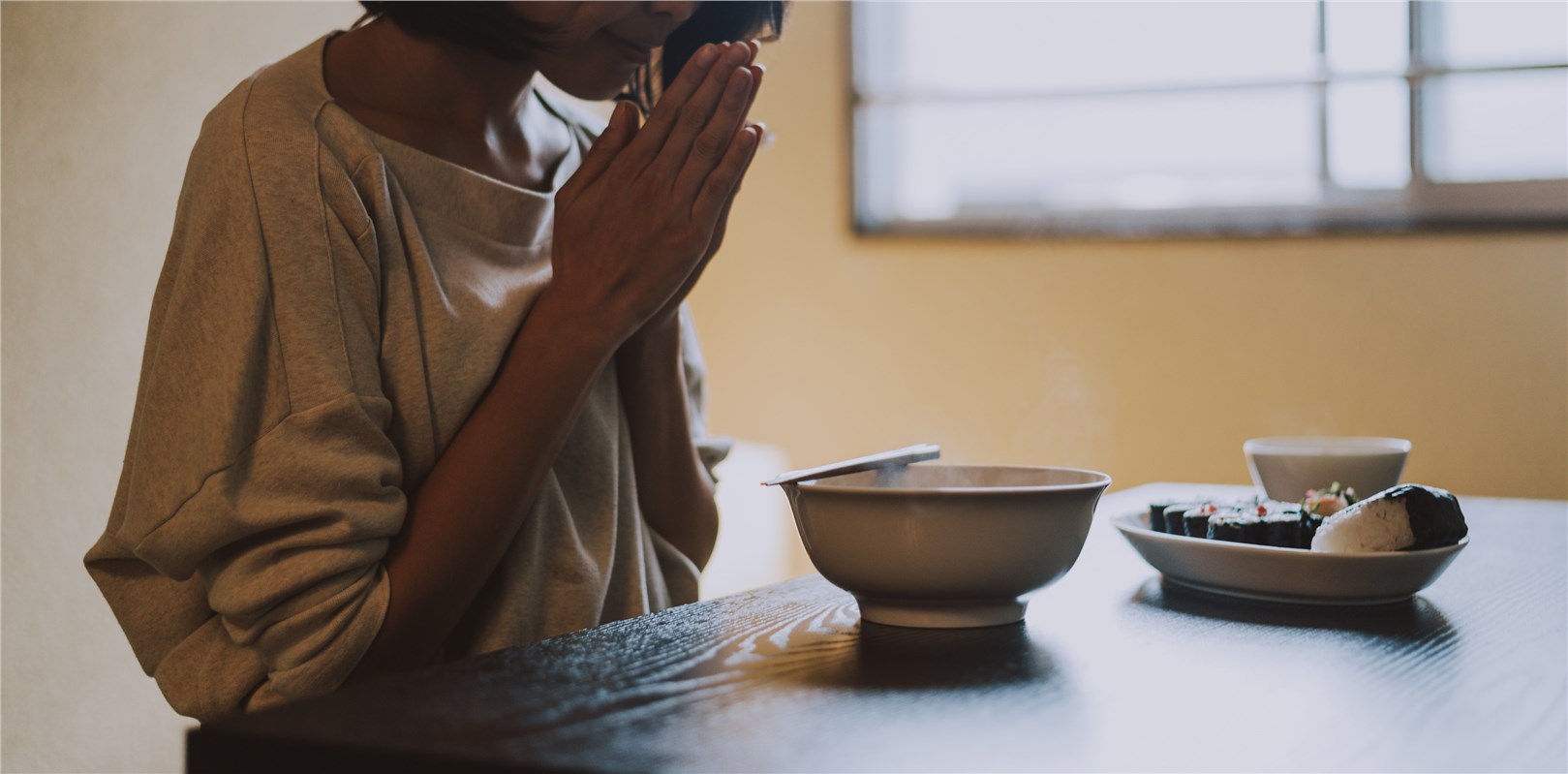 學佛修行如何看待葷素飲食？